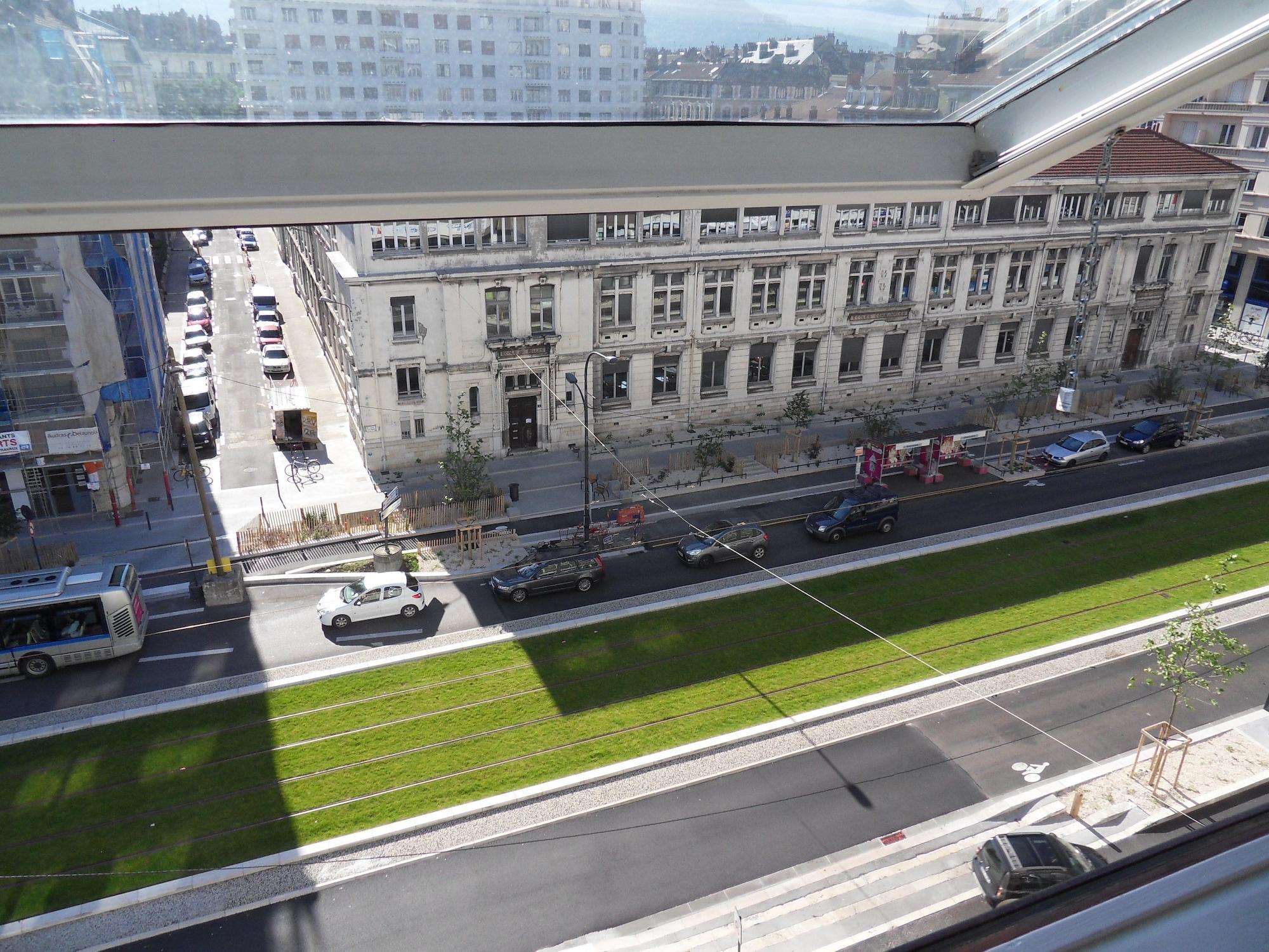 Ibis Styles Centre Gare Hotel 3*